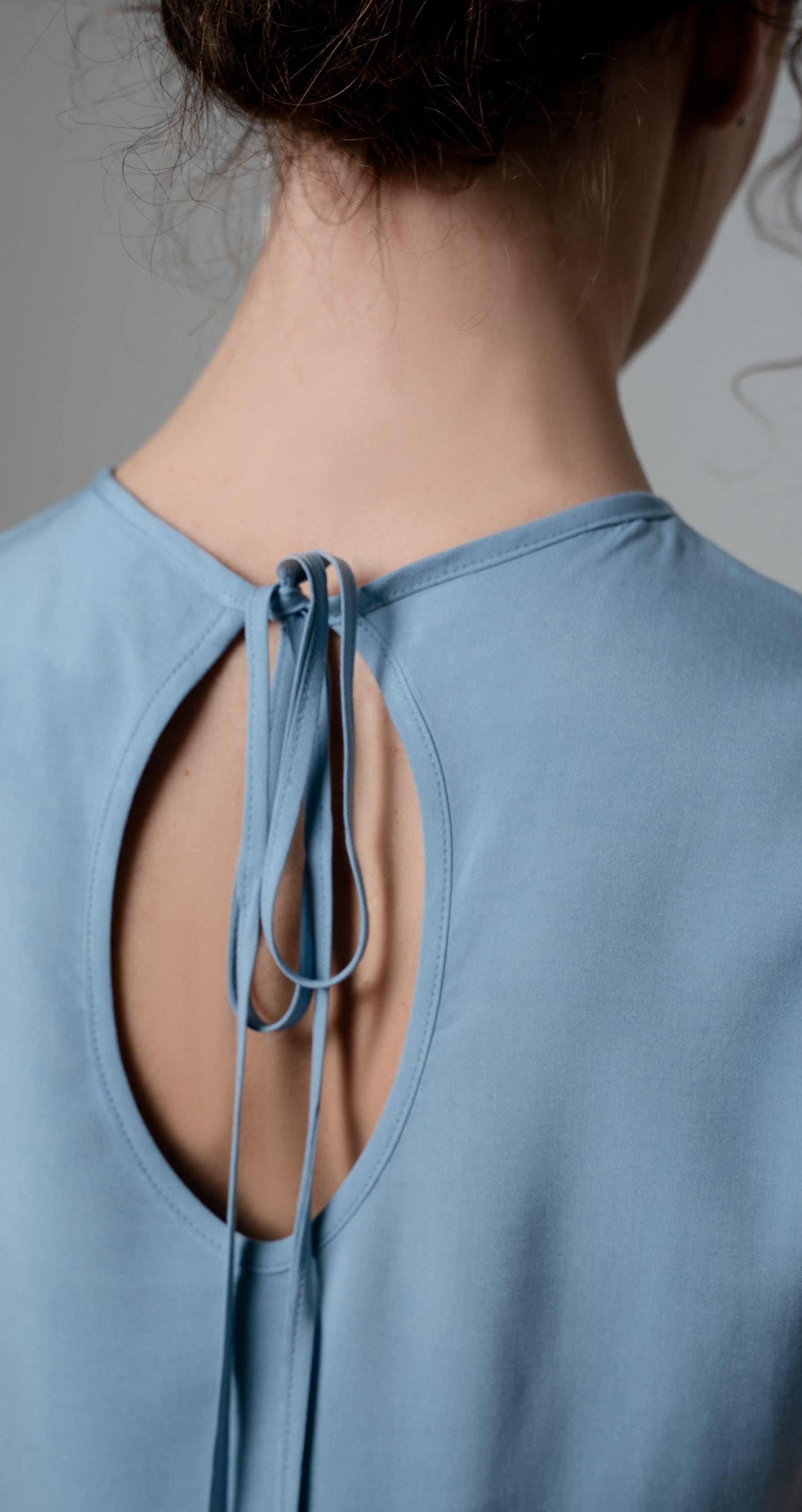 MIA Bamboo Dress – Light Blue | Short Sleeve, Teardrop Back Opening, Pockets