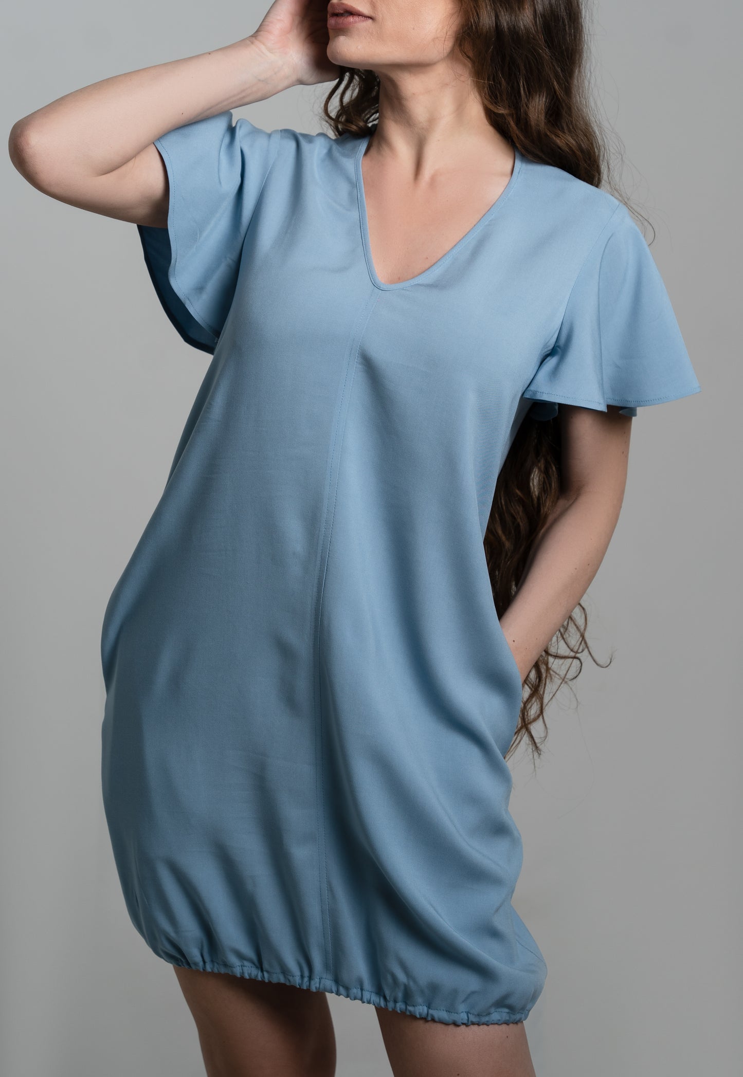 LILLY Bamboo Dress – Light Blue | Flutter Sleeve, V-neckline, Pockets