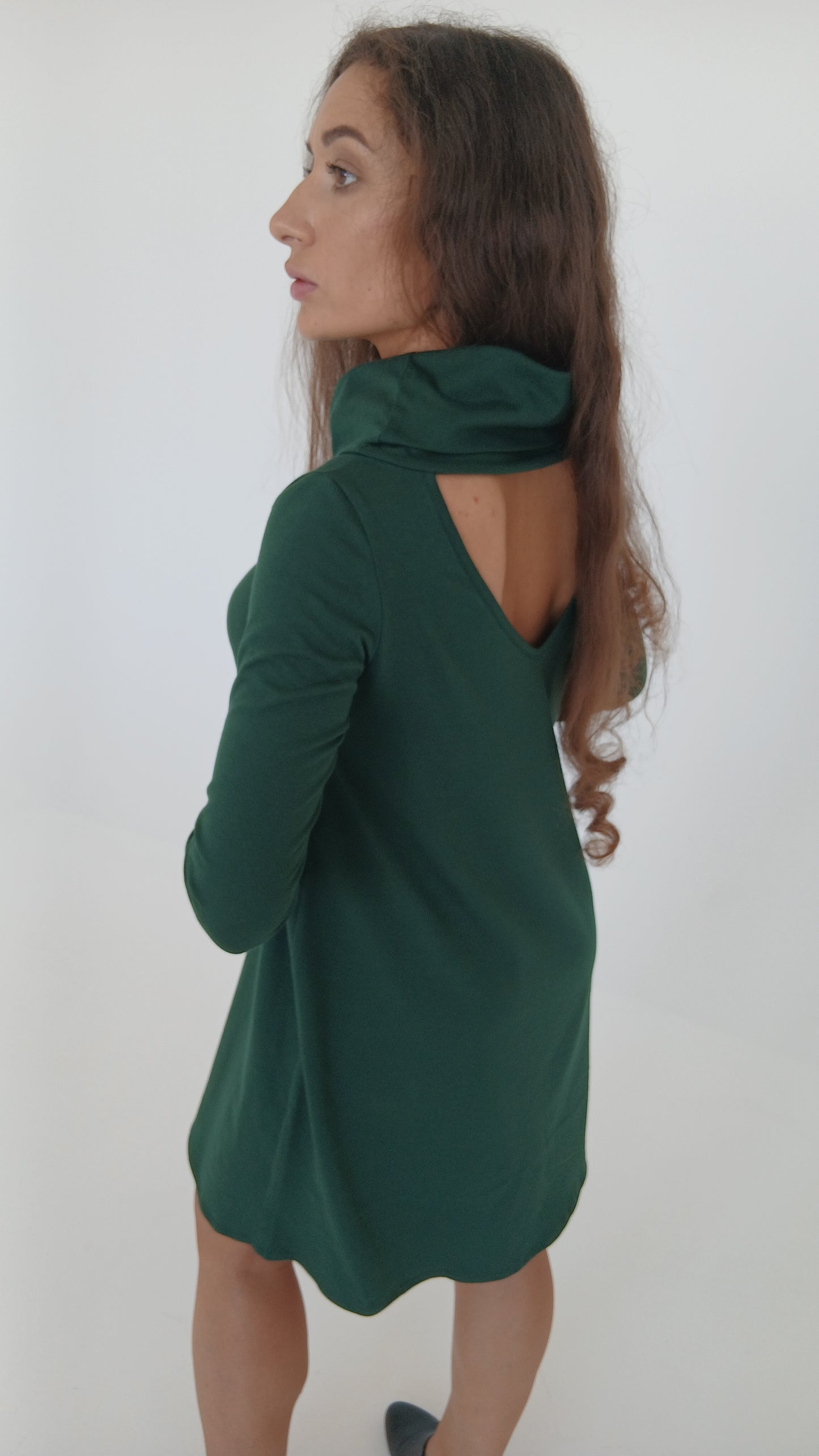 Žemyna - Dark Green Cotton Long-Sleeve Dress with Turtle Neck & Open Back