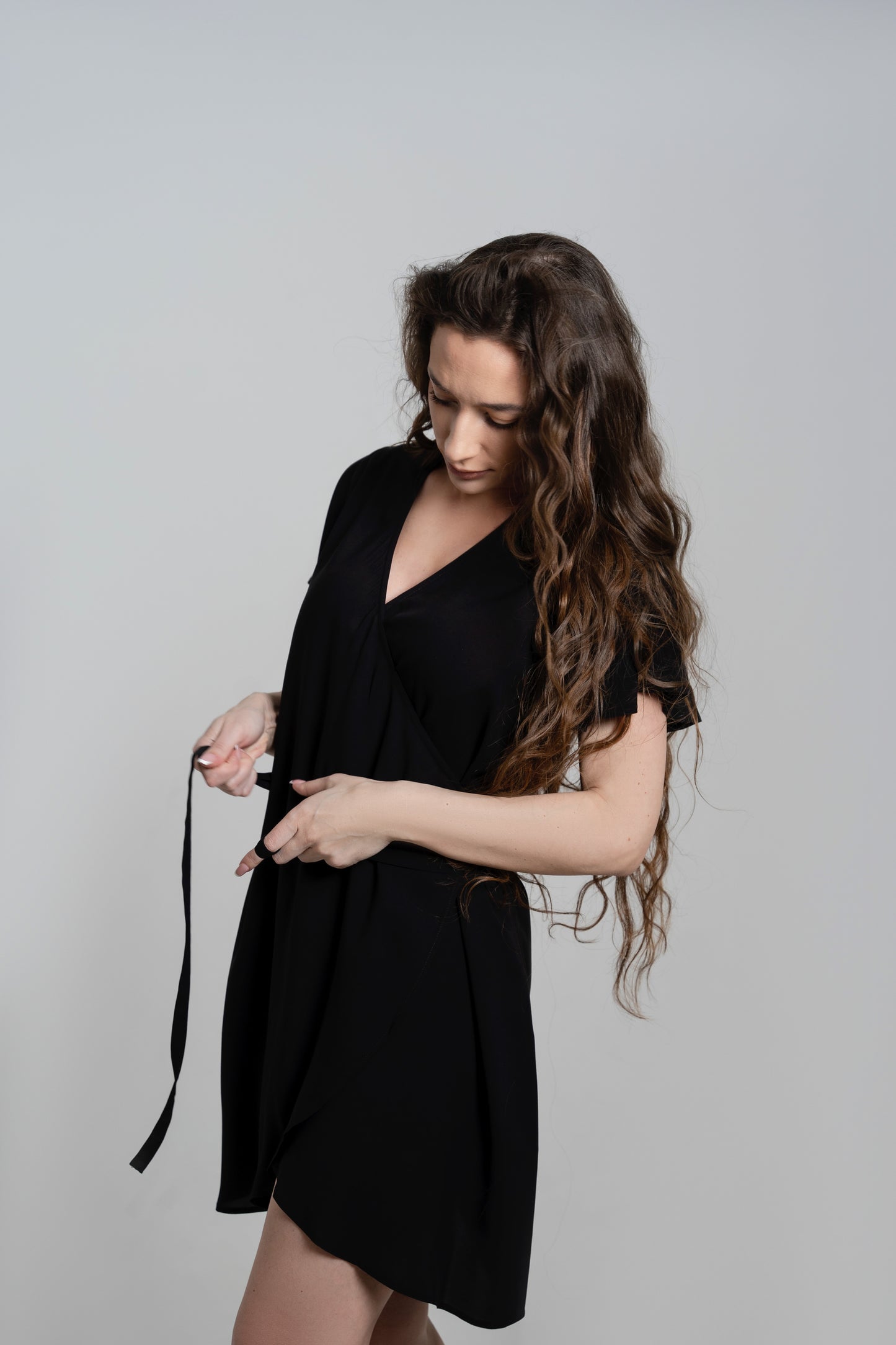 LUNA Bamboo Dress – Black | Flutter Sleeve, Optional Tie Belt, Pockets