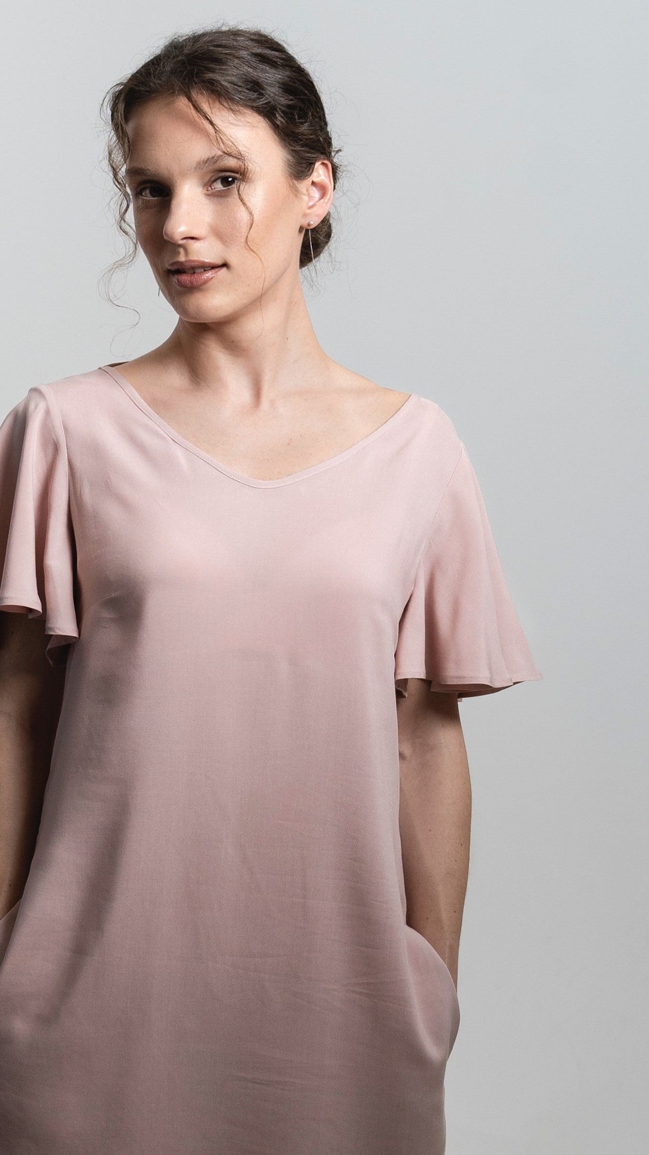 CLARA Bamboo Dress – Soft Pink | Flutter Sleeve, Open Back, Pockets