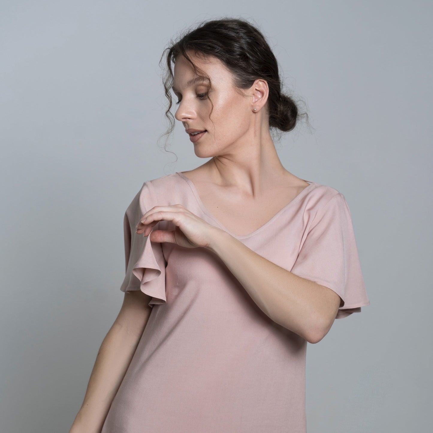 CLARA Bamboo Dress – Soft Pink | Flutter Sleeve, Open Back, Pockets